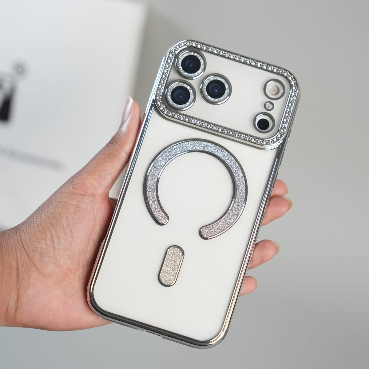 FRATO iPhone 17 Series iPhone 17 Series Luxury Crystal MagSafe Case with Rhinestone Camera Frame