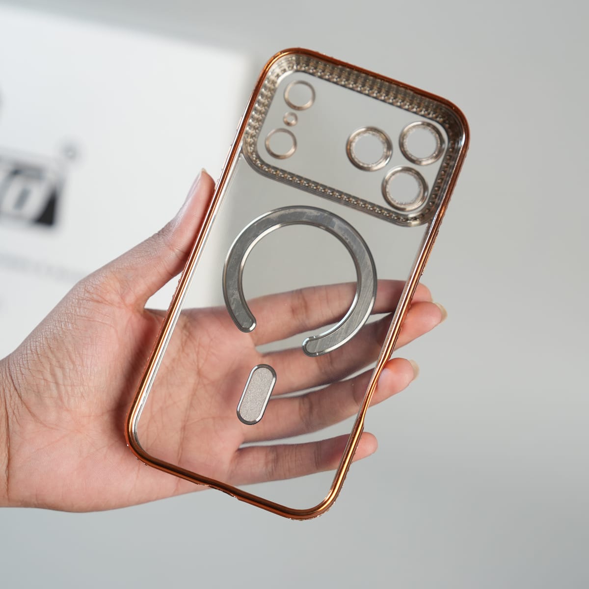 FRATO iPhone 17 Series iPhone 17 Series Luxury Crystal MagSafe Case with Rhinestone Camera Frame